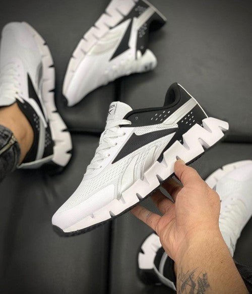 Branded RBK Zig Dynamic 20 White Black