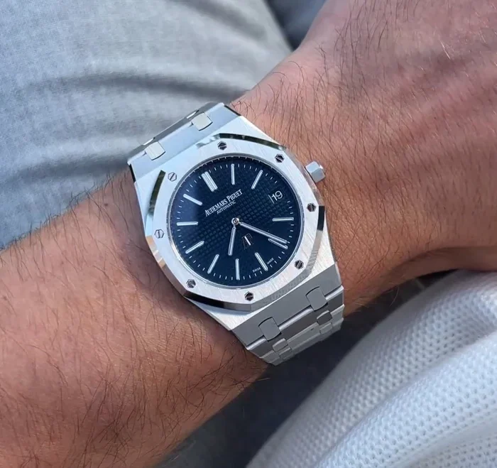 Audemars Piguet AP Royal Oak Silver Blue Metal