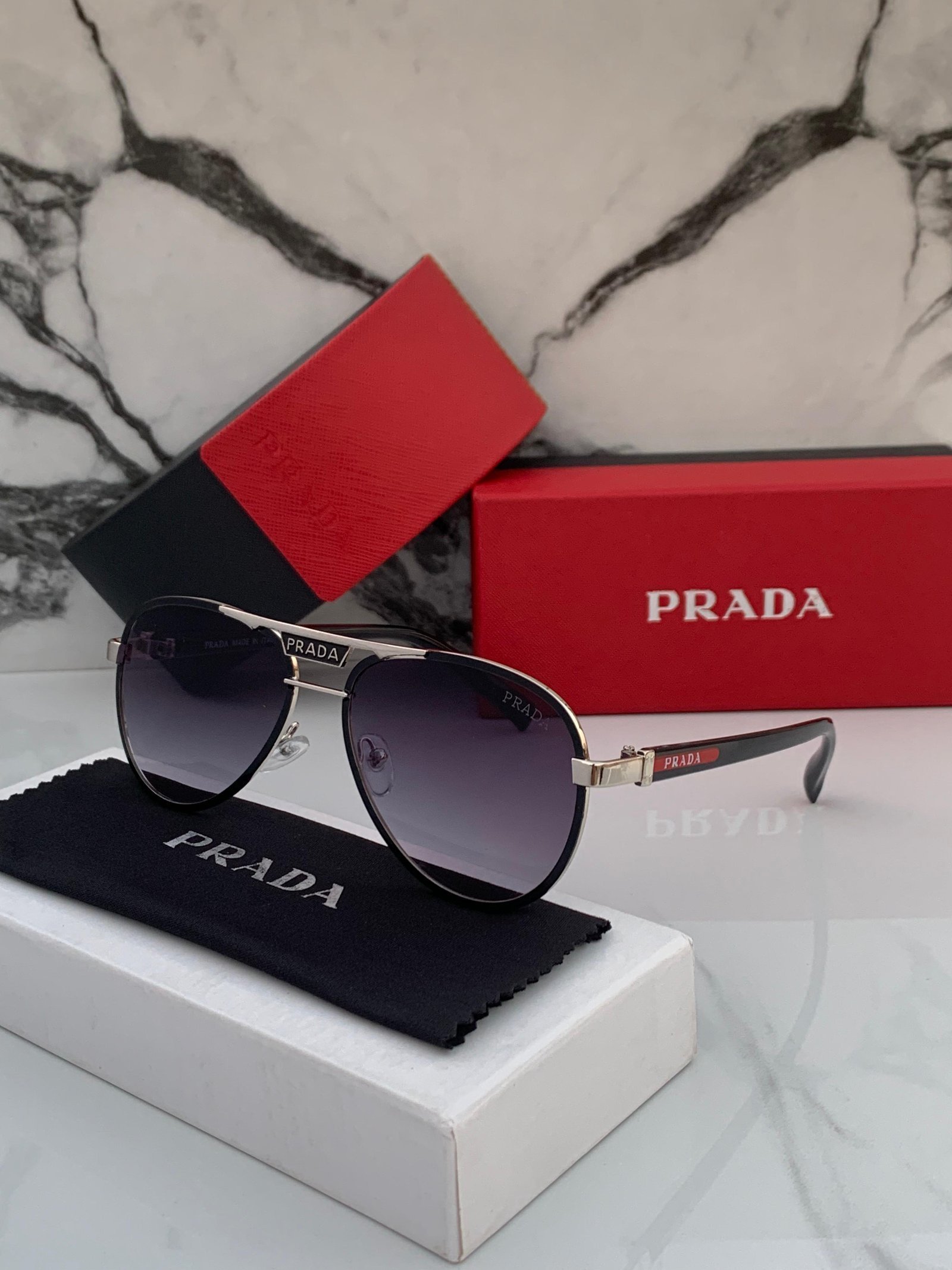 Branded Sunglasses Black Aviator (With Original Kit)